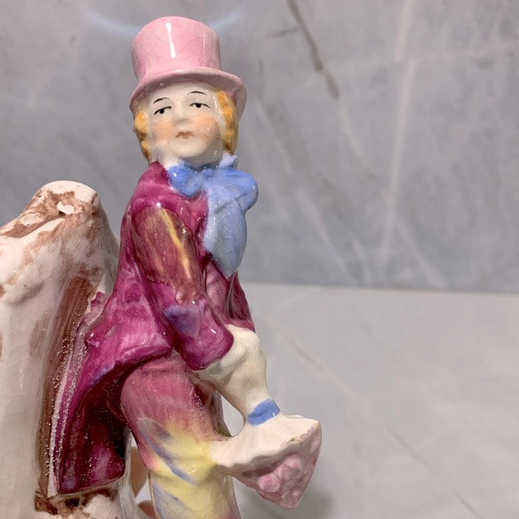 ‘Flirting’ miniature figurine bookends boy meets girl pretty colours and details - Picture 5 of 10